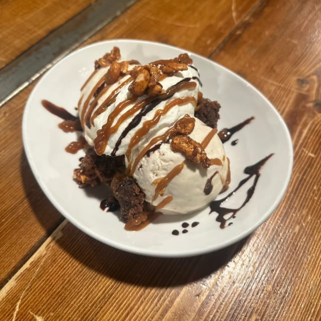 Rustik Sundae.