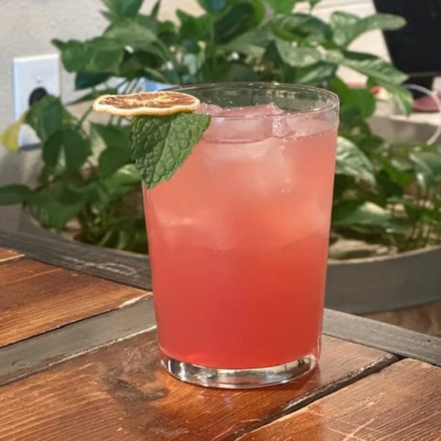 Pom Pom Fizz.
